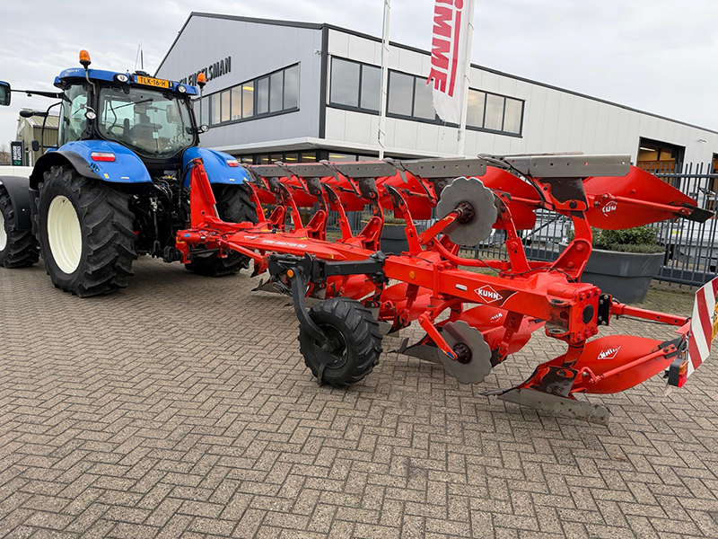 Afgeleverd! Jong gebruikte Kuhn VariMaster 152 5-schaar ploeg