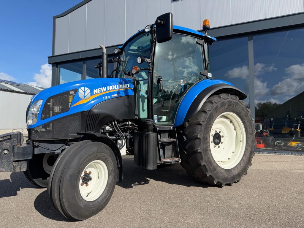 Afgeleverd! Jong gebruikte New Holland T4.115